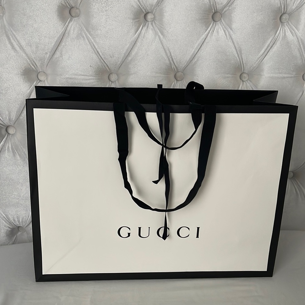 Gucci shopping bag